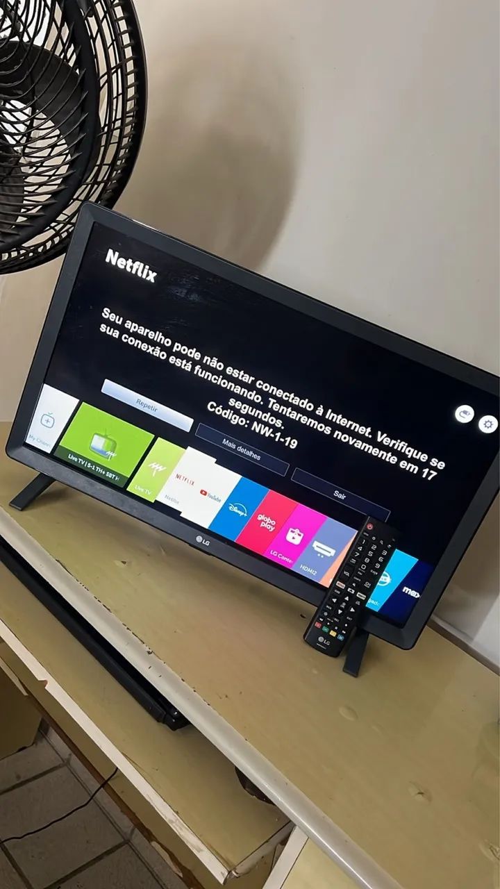 TV LG 24 polegadas ainda no plástico 
