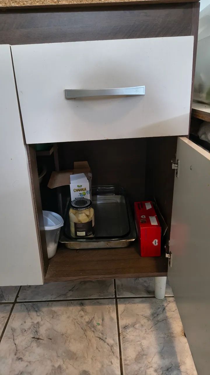 Armário de cozinha com duas portas e uma gaveta  - Foto 3