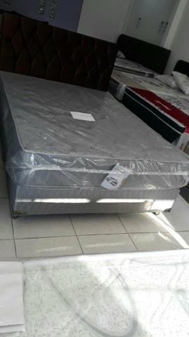 Conjunto box casal com colchão ortopédico D33 R$ 1299 em até 10x nos cartões