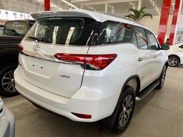 Hilux SW4 SRX 7 LUGARES 2019/2020 0km - Foto 4