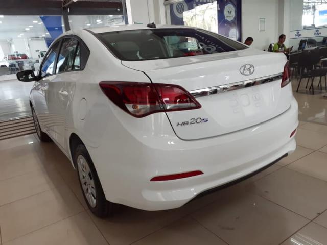 HYUNDAI HB20S 1.0MT COMFORT PLUS BLUEMEDIA 2019 - Foto 7