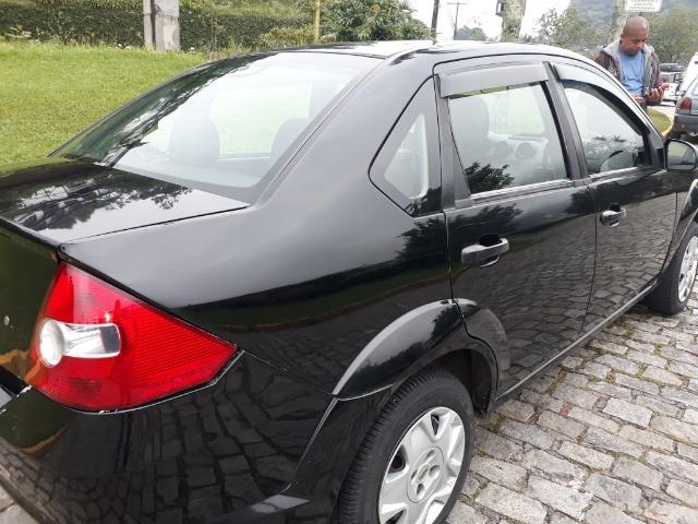 Ford Fiesta Sedan - Foto 9