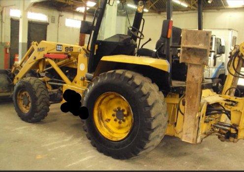 Retroescavadeira Massey Ferguson Mf96 4x4 2010