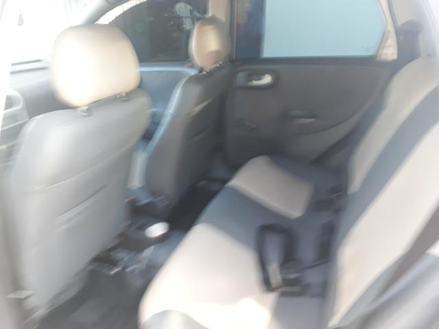 Corsa Premium sedã 1.4 20mil - Foto 7