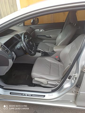 Carro Super conservado