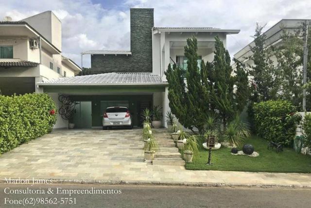 Casa Alto Padrão em Condomínio em Goiânia!