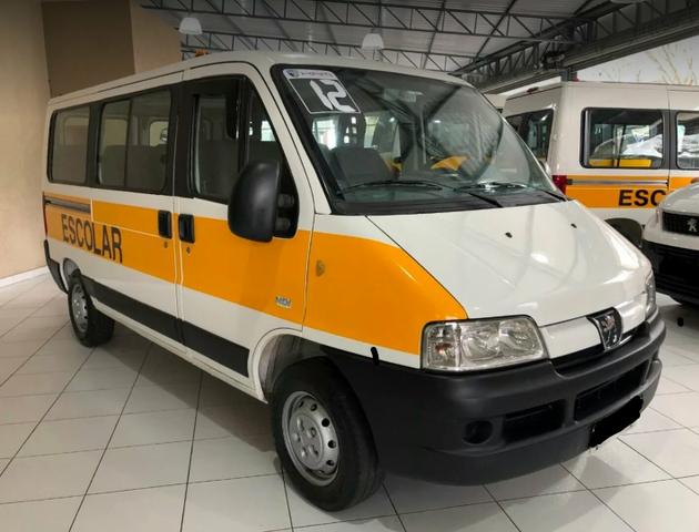Van Peugeot Mini Bus 2.3