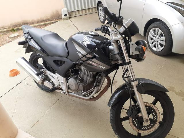 Cor preto - Foto 4