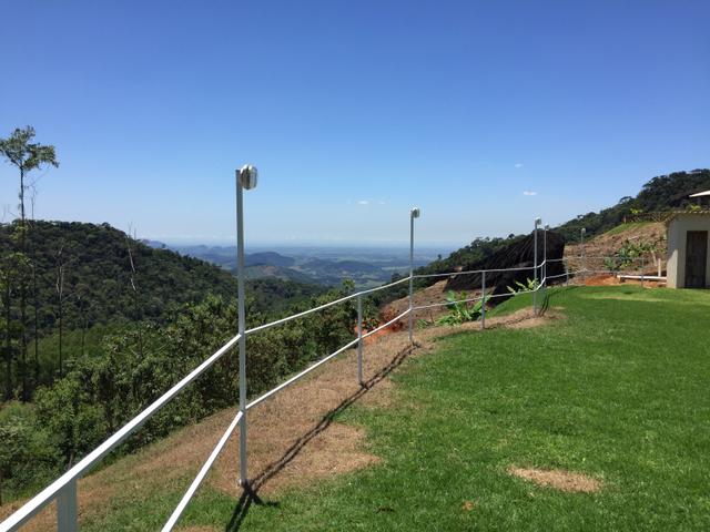 Sítio com vista para o litoral entre Fundão e Santa Teresa com casa nova - Foto 8