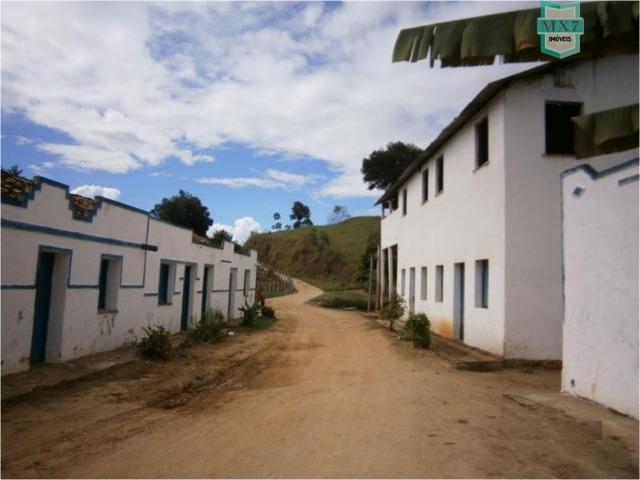 Fazenda na cidade de Ibirataia a 340 Km de Salvador e 320 Km de Camaçari