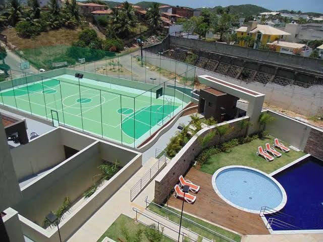 Oportunidade em Ponta Negra. Andar alto com garagem coberta!!!