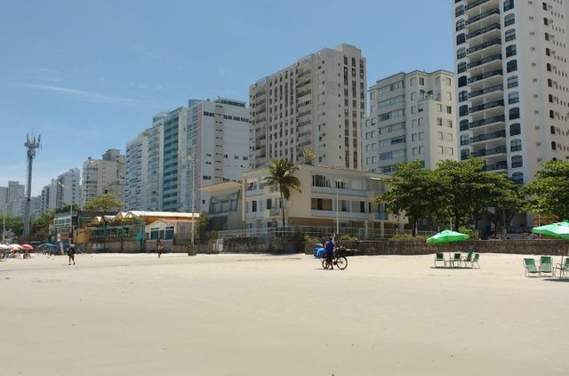 Alugo apto Guarujá, Pe na areia R$5.800,00 (Pacote) - Incomparavel - Foto 17