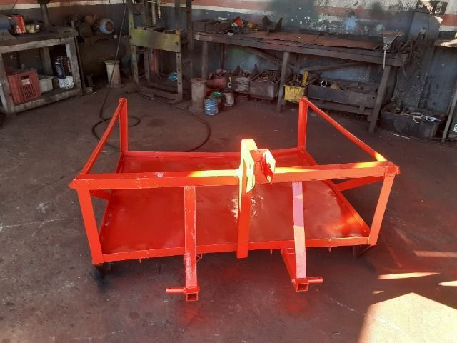 Plataforma traseira de chapa 1,50 x 1,25, reformada - Foto 2