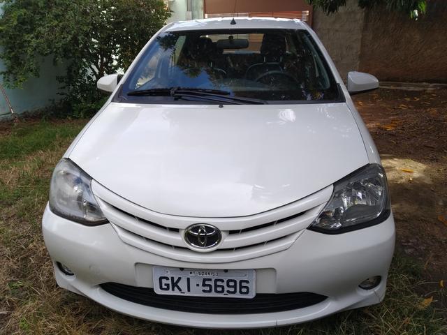 Etios 1.5 XS sedan