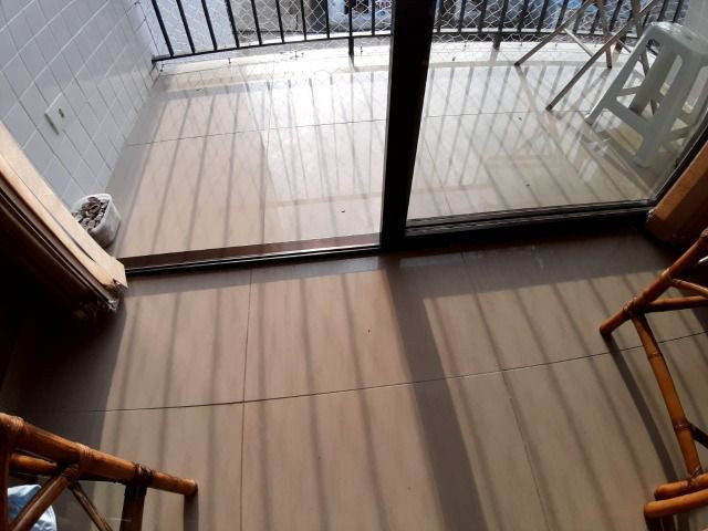 Lindo Apartamento de 2 dormit com sacada região Tortugas - Foto 6