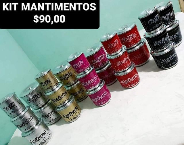 Latas de mantimentos