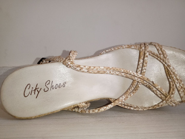 sandalia city shoes