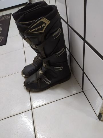 Equipamentos de motocross (Bota, Colete e roupa) - Foto 3