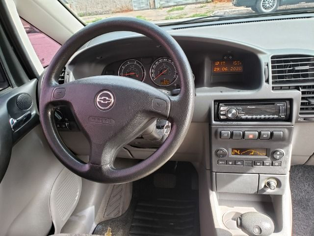 Zafira 2011 Elegance 2.0 Aut. 87.500 km *Acompanha Maleiro Eqmax - Foto 13
