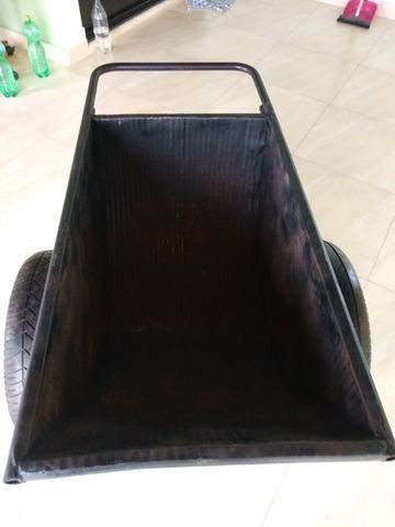 Girica carrinho mão Jirica 2 rodas, ótimo estado, favor ler anuncio - Foto 5