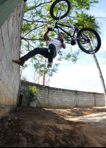 Bicicleta bmx aro 20