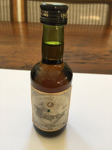 Mini Garrafinha de Bebida Vinho