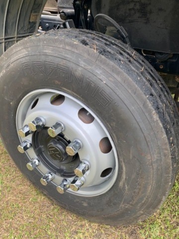 vw 24250 caçamba  - Foto 8