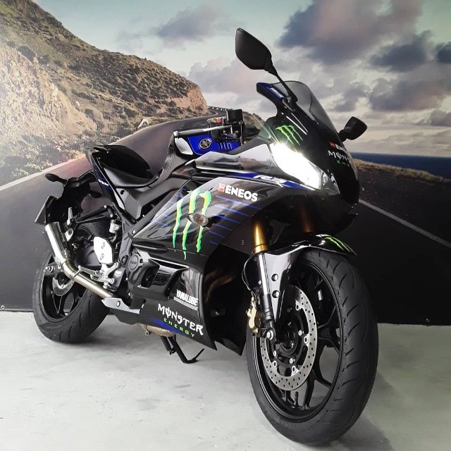 YAMAHA YZF-R3 2021