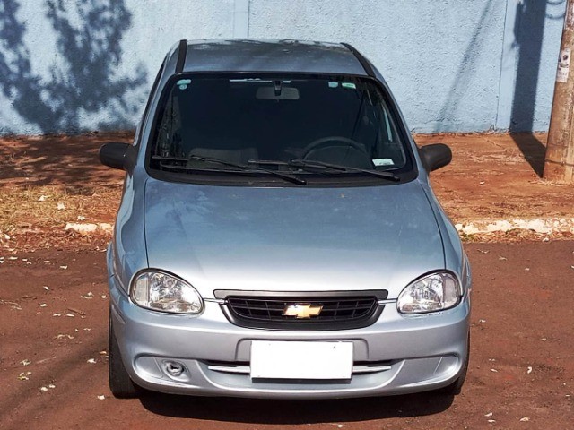 CORSA SEDAN CLASSIC FLEX PRATA