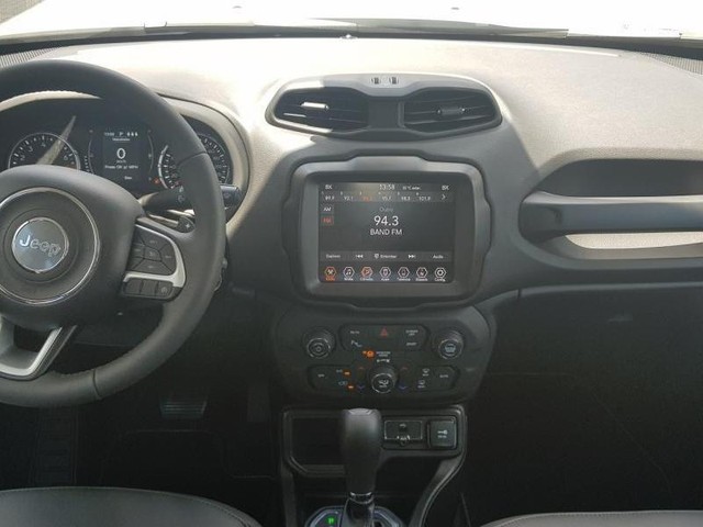 JEEP RENEGADE LONGITUDE 1.8 AUTOMÁTICO