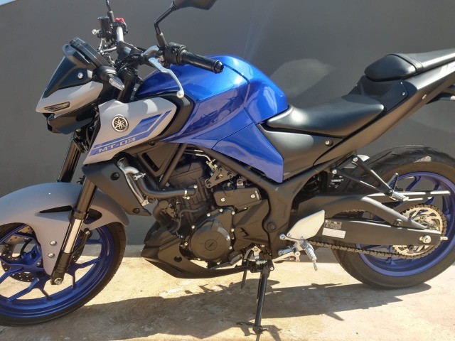 MOTOCICLETA YAMAHA MT 03 ABS 2022