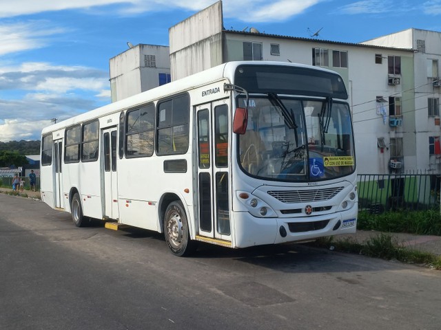 Ônibus 2011 - Foto 2