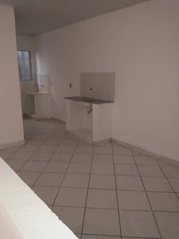 VENDO CASA E KITNET!!! Excelente localização!  - Foto 2
