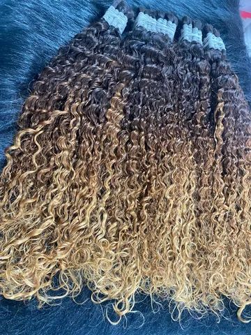 Cabelo humano cacheado de 75