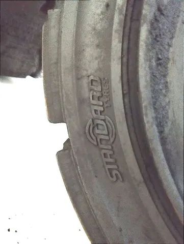 Roda Empilhadeira Com Pneu Maciço 200/ 50-10 (6.50) - Foto 3