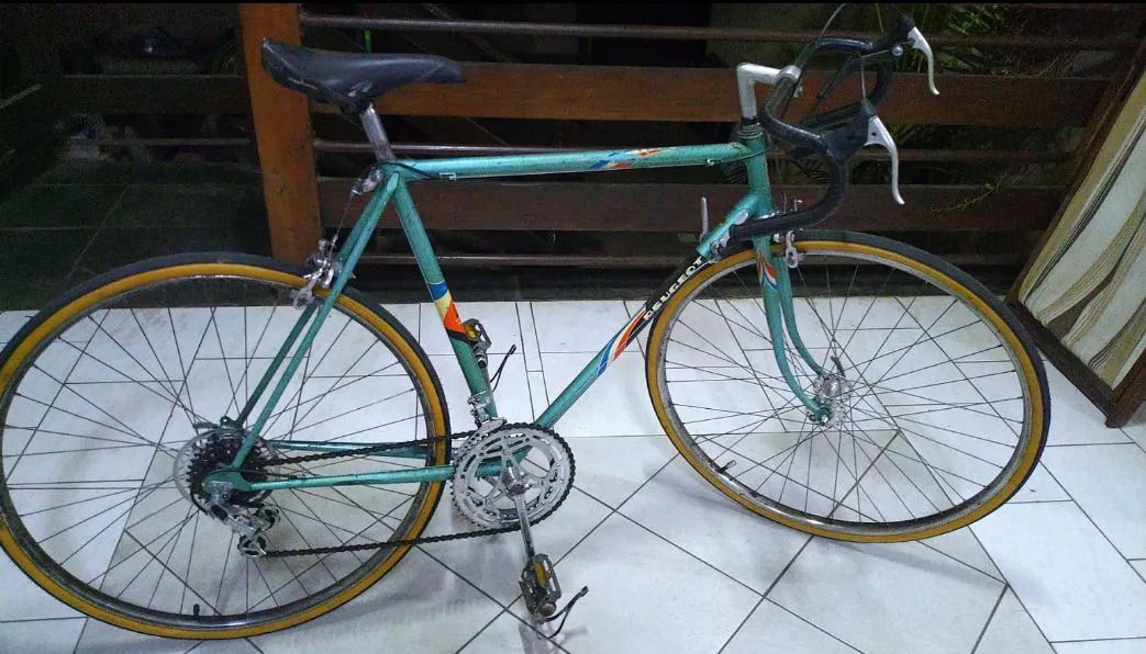 Peugeot 10