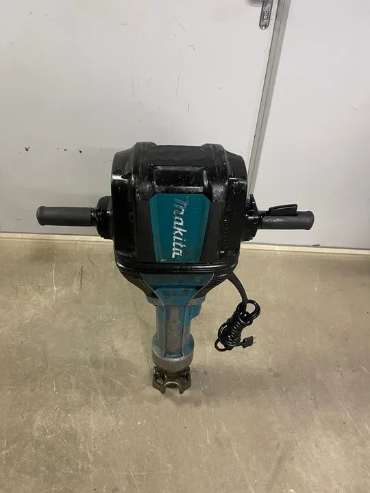 Martelo Demolidor Makita HM1802 2000W - Foto 2