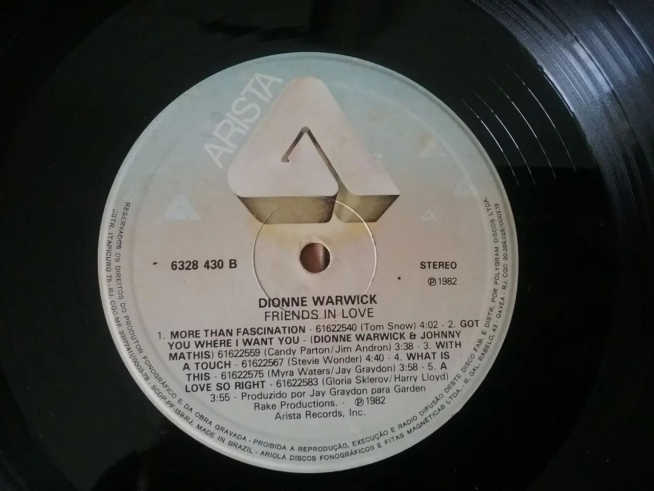 Disco de Vinil - Dionne Warwick - Friends in Love - Foto 3