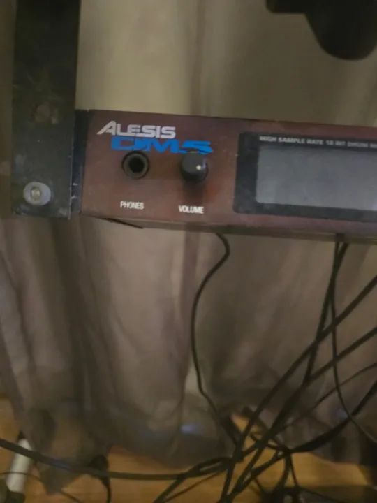 Bateria Eletrônica Staff Drum Com Módulo Alesis Dm5 Instrumentos