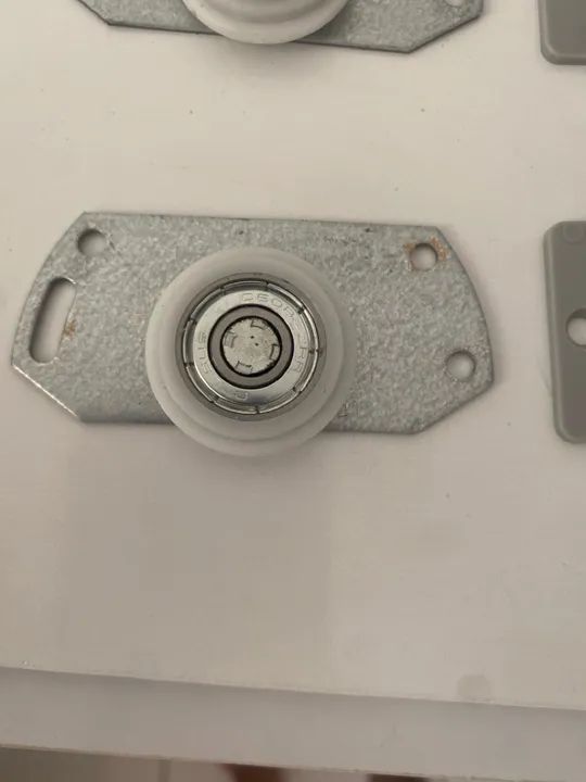 Rolamentos para porta de correr - Foto 2