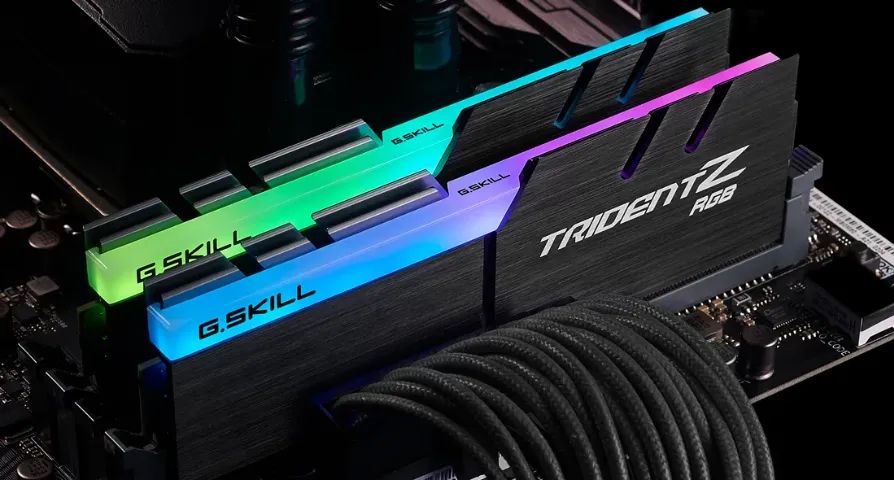 Memória G.SKILL Trident Z RGB Series (Intel XMP) DDR4 RAM 32GB (2x16GB) 4000Mhz