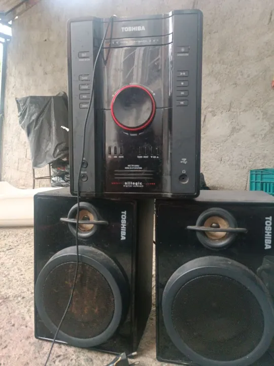 Caixa de som, 50$ se buscar hoje