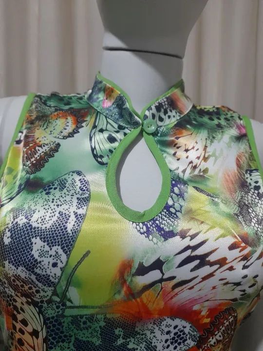 Vestido estilo chinês estampado com elastano e botão. <br>?Tam P<br>?25,00 - Foto 3