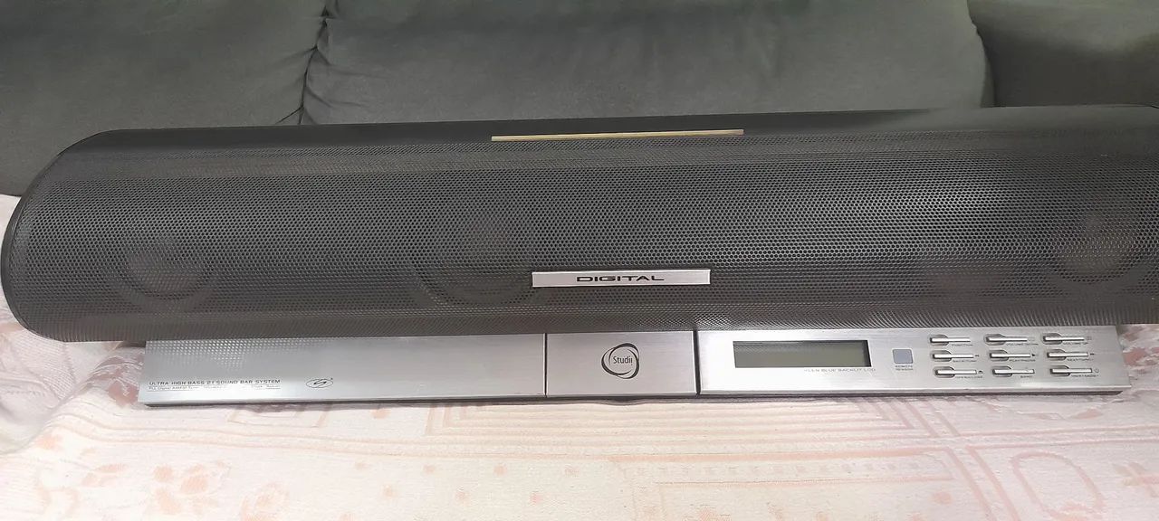 Reprodutor de Ipod ,soundbar 2.1 e FM,vendo ou troco por módulo potência ou uma caixa trio - Foto 3