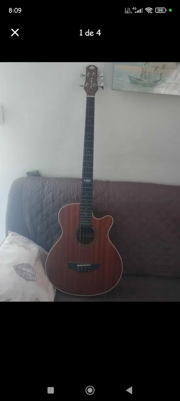 Baixo acústico - em ótimo estado