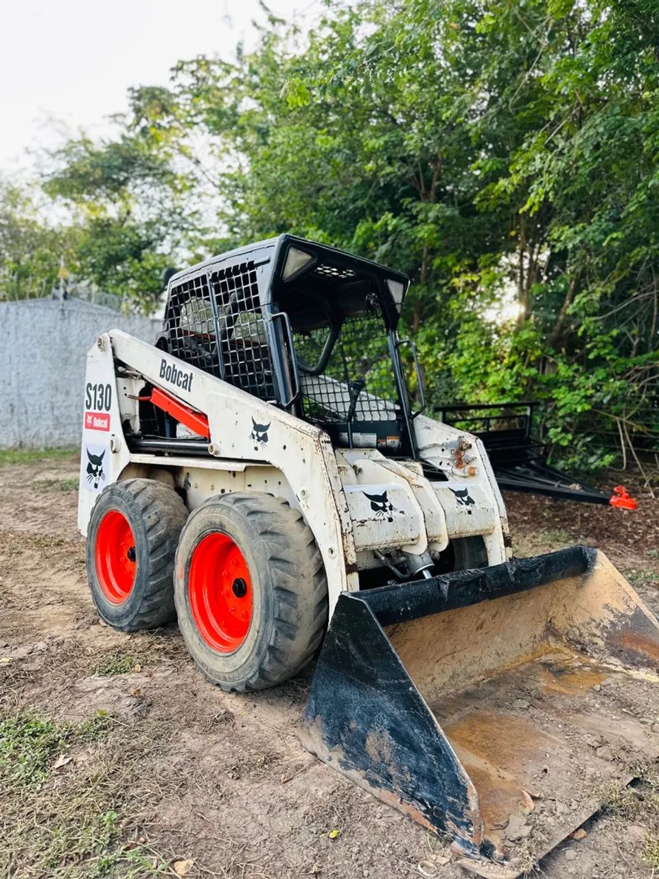 Bobcat S130 - Máquina de construção - Foto 3