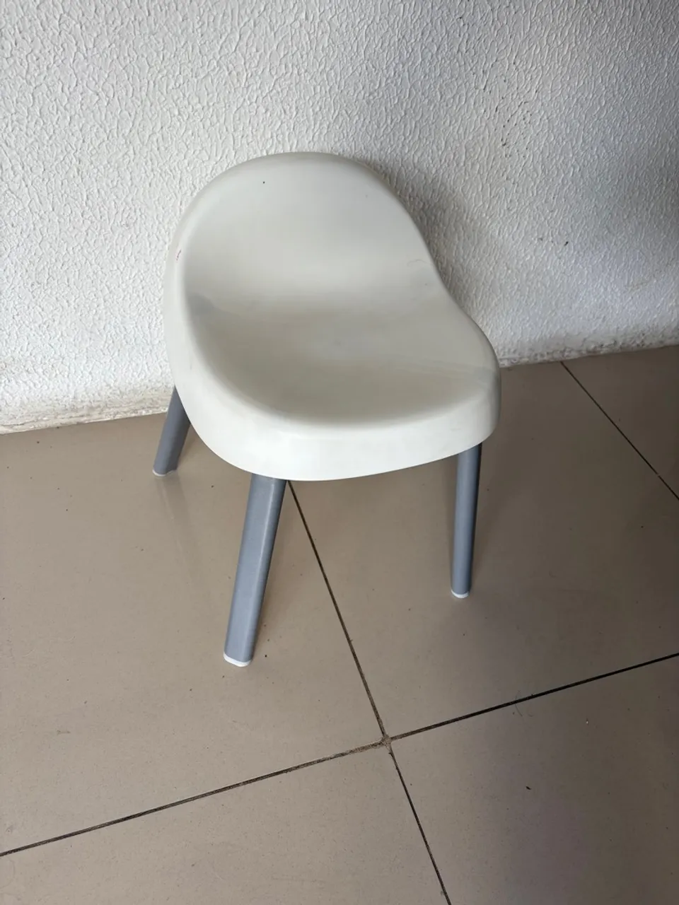 Cadeirinha Infantil Branca