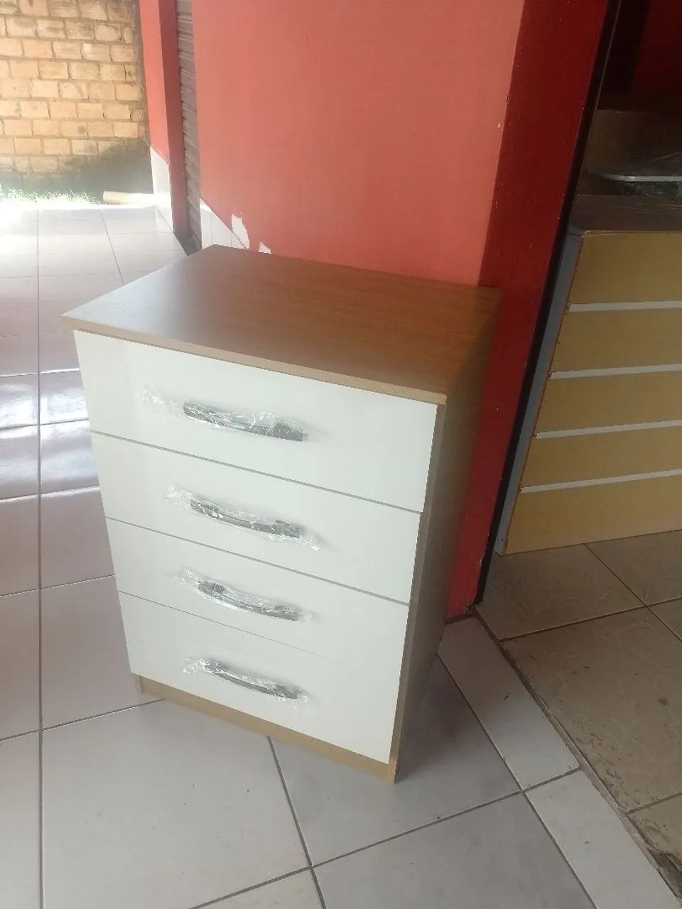 Cômoda 4 Gavetas