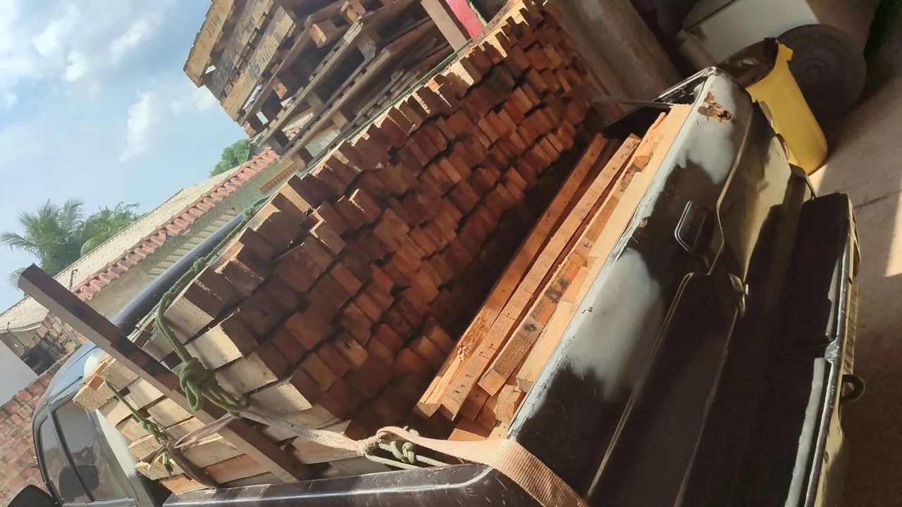Madeira de Demolição para Portas e Janelas - Foto 3