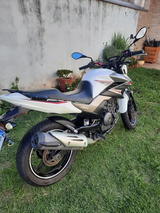 Yamaha Fazer 250 - Branca - 2017 - Foto 3